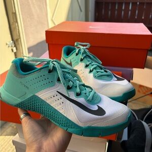 Women's NIKE METCON 2